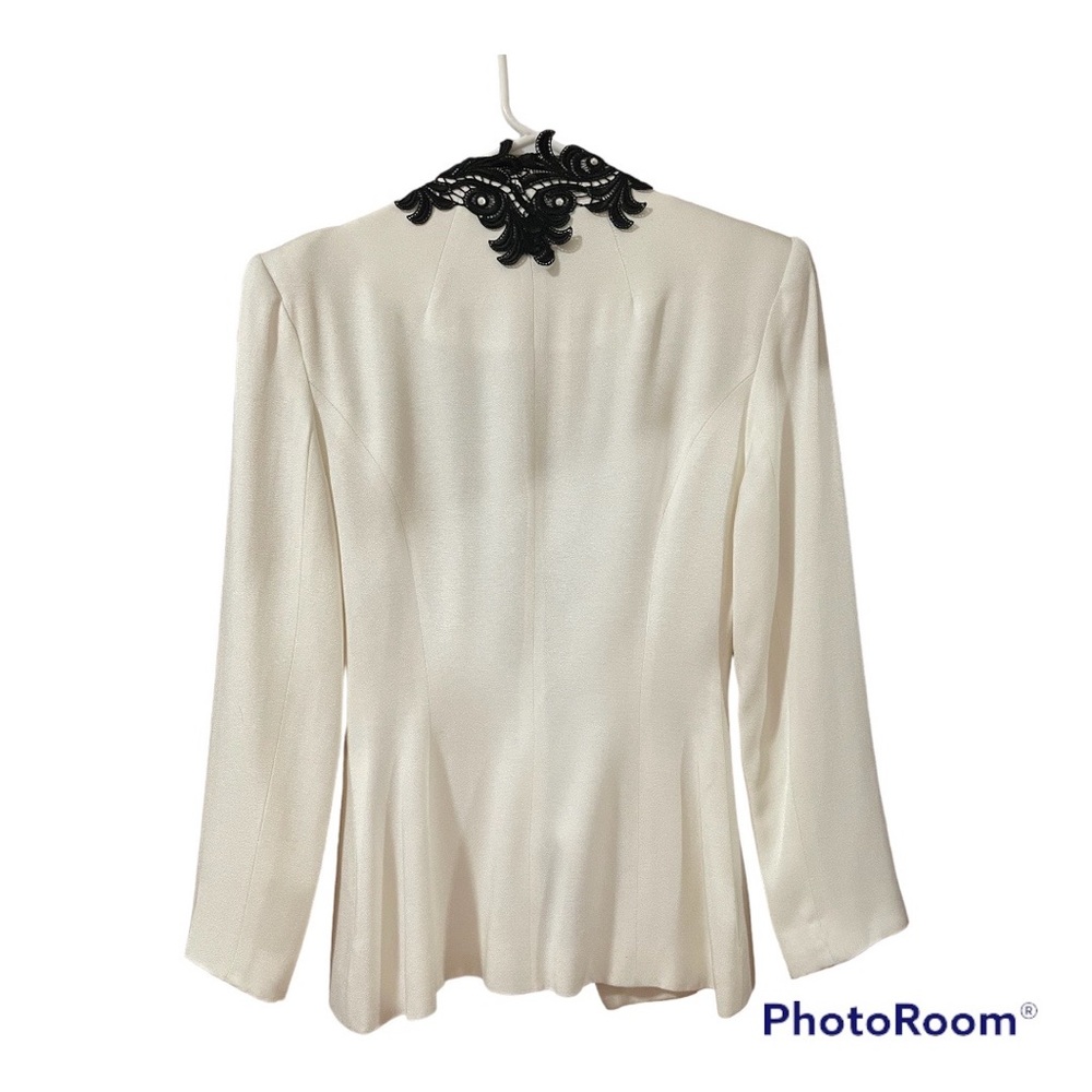 Ornate Blazer - Picture 5 of 10
